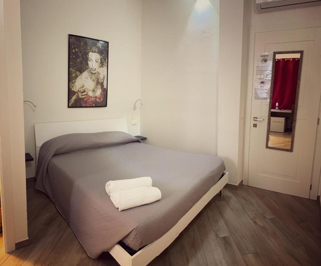 Domoblu Camere In Centro Tortolì Exterior foto